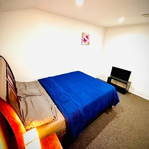 Jfk 7 Min Away Homestay